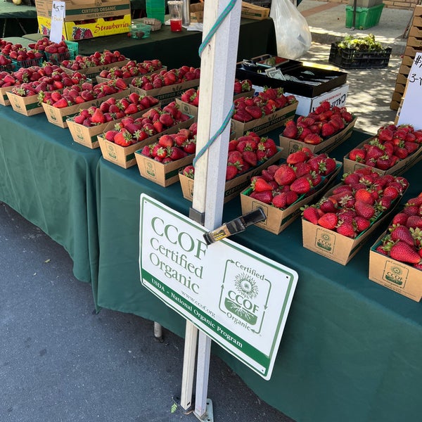 Los Gatos Farmers' Market Farmers Market