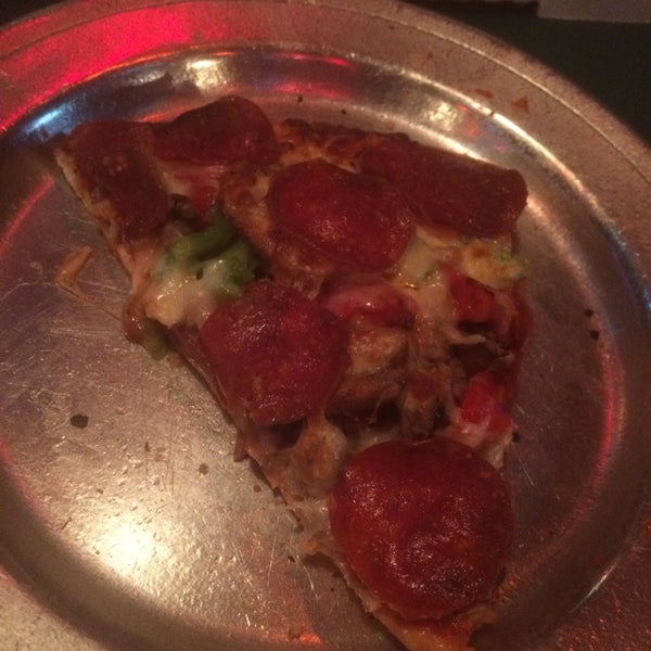 Kendall Woods Pizza