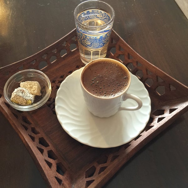 Foto scattata a Melza&#39;s Cafe da Aşkın D. il 1/5/2015