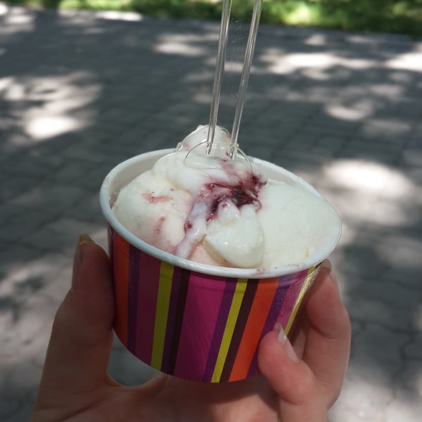 Классное мороженое, обслуживание - тоже))