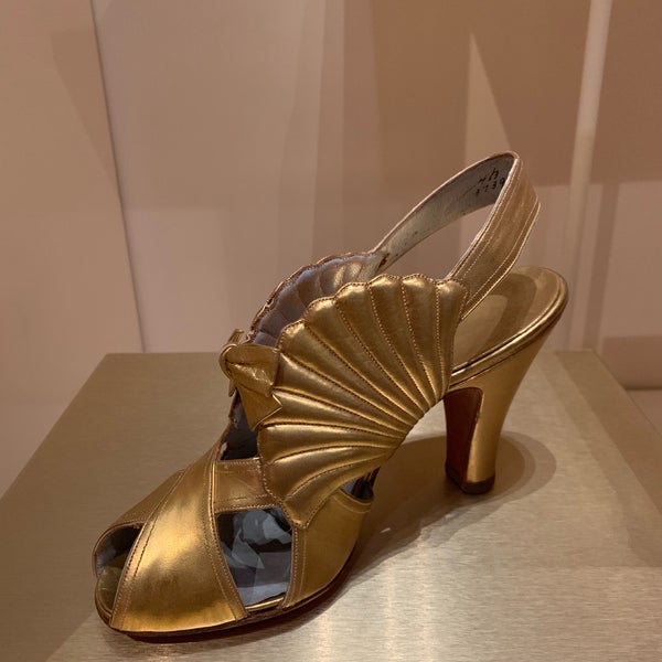 Photo taken at The Bata Shoe Museum by Bus G. on 5/28/2019