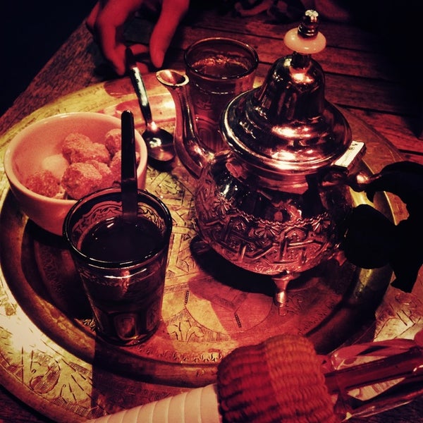 Foto scattata a Ayoush Restaurant &amp; Bar da B 8. il 11/15/2013