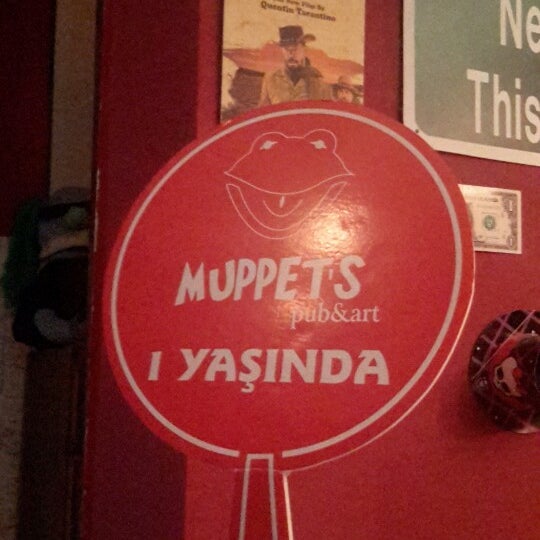 9/16/2014에 Berk S.님이 Muppet&#39;s Pub&amp;Art에서 찍은 사진
