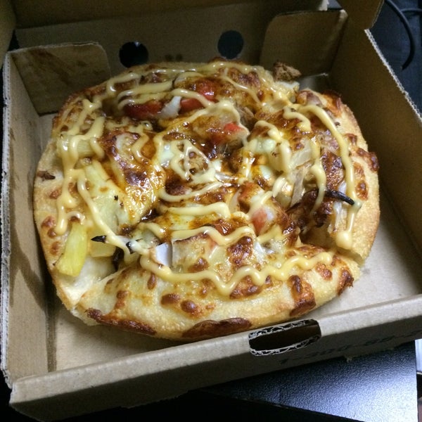 pizza hut petaling jaya