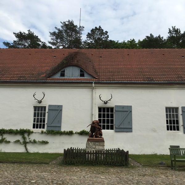 Photo taken at Jagdschloss Grunewald by Natali on 5/19/2016