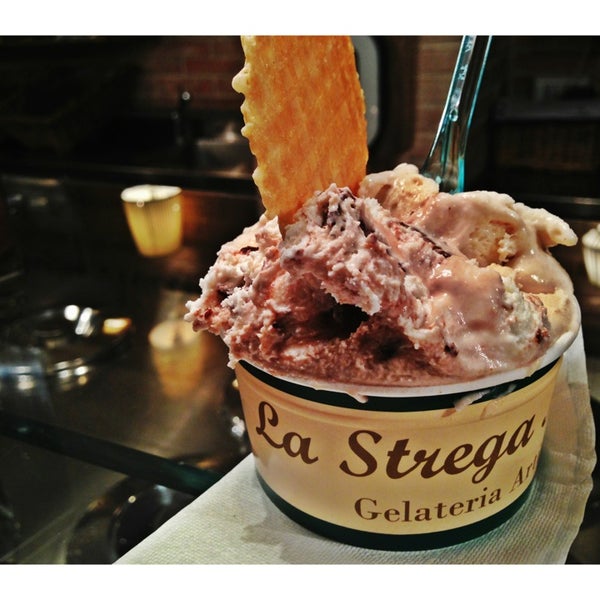 5/6/2014にLiza S.がLa Strega Nocciolaで撮った写真