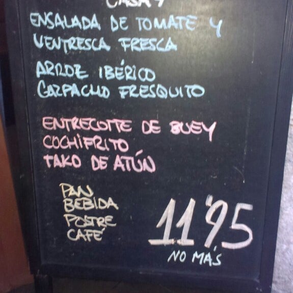 รูปภาพถ่ายที่ Restaurante Casa9 โดย mario เมื่อ 8/10/2013
