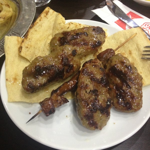 Menekşe Kilo ile Et Peker Mah.�da Steakhouse