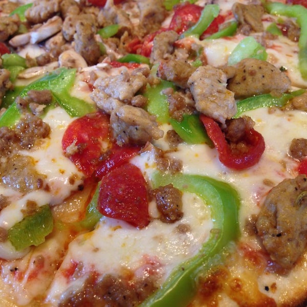 รูปภาพถ่ายที่ Pieology Pizzeria โดย Steve C. เมื่อ 7/19/2014