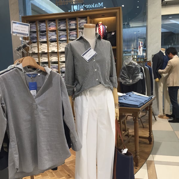 Photos At メーカーズシャツ鎌倉 Men S Store In 福岡市