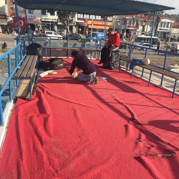 Foto diambil di Ayvalık 3 Sea Dalış Merkezi oleh Emre T. pada 11/24/2015