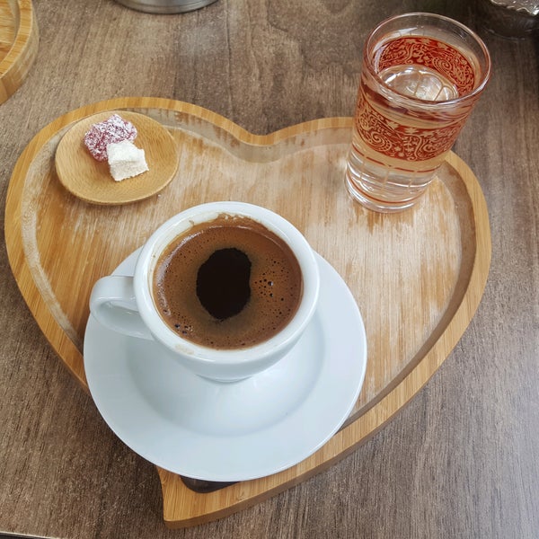 5/18/2017 tarihinde Pınar i.ziyaretçi tarafından Cafe 1453'de çekilen fotoğraf