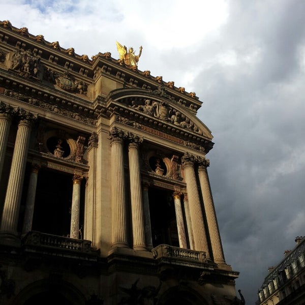 Снимок сделан в Hôtel Choiseul Opéra пользователем grey 10/26/2013