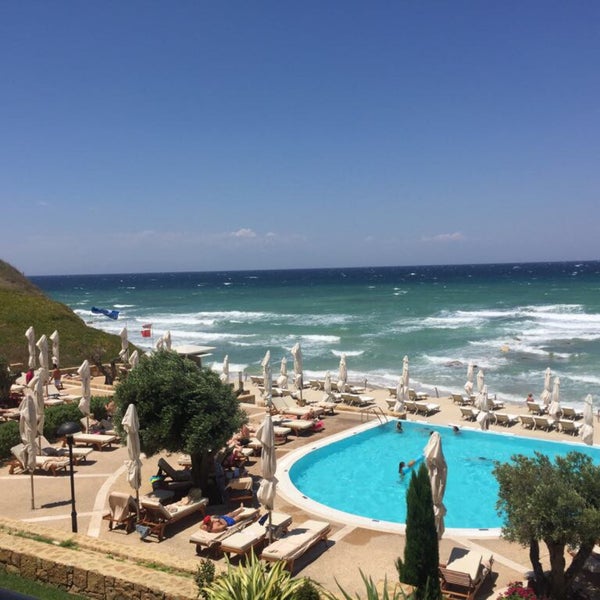 Пляж Черногории sani Beach