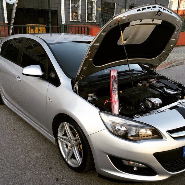 Photos At Opel Astra J 19 Visitors