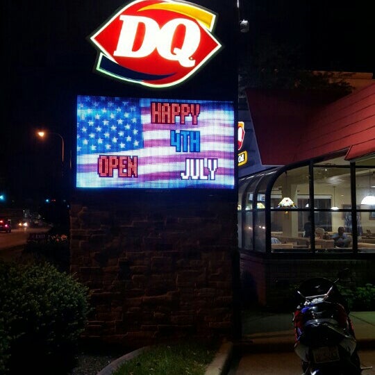 Dairy Queen 911 W University Ave