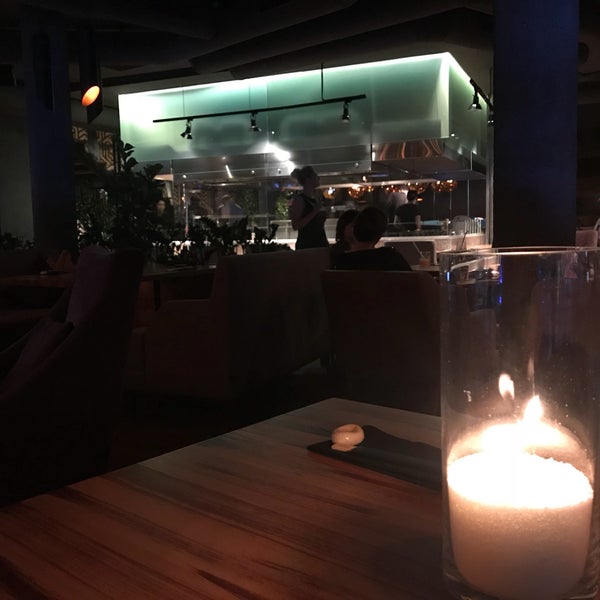 3/9/2018 tarihinde Alona N.ziyaretçi tarafından KOYA asian restaurant&amp;bar'de çekilen fotoğraf