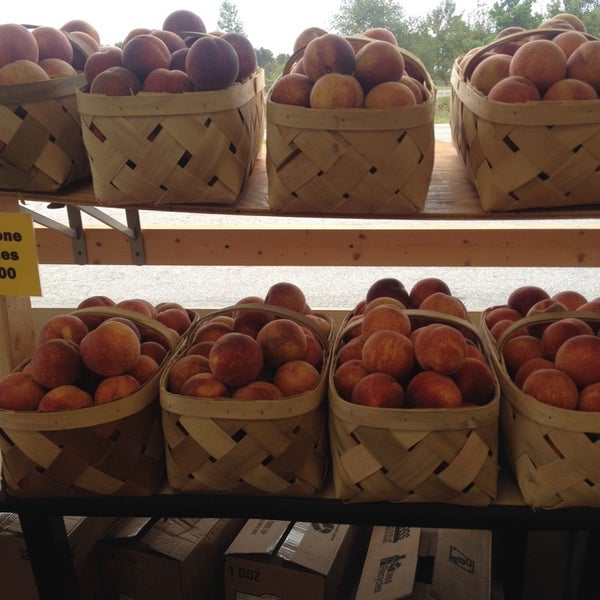 Abbott Farms Peach Orchard Store Farm in Cowpens