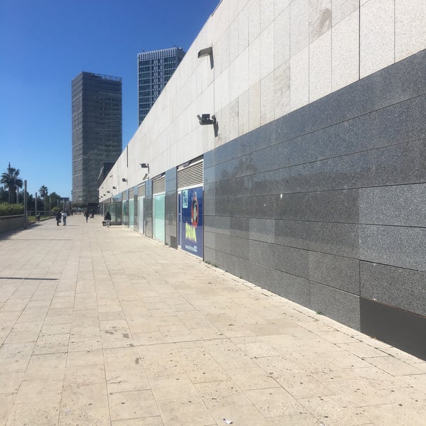 Foto tomada en Centro Comercial Gran Vía 2  por Ramon el 3/7/2018