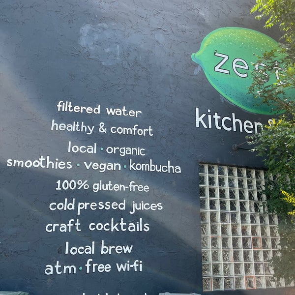 7/1/2022 tarihinde Michael T.ziyaretçi tarafından Zest Kitchen &amp; Bar'de çekilen fotoğraf