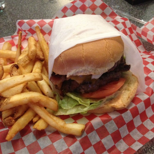 Johnny Rockets (Now Closed) - Downtown Toronto - 22 Dundas St
