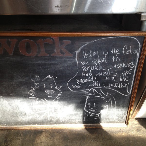 4/22/2013 tarihinde Elizabeth R.ziyaretçi tarafından Groundwork Coffee'de çekilen fotoğraf