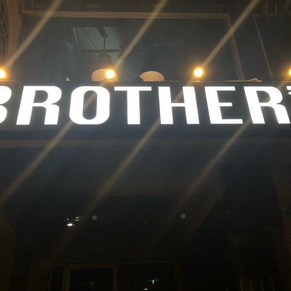 5/5/2018 tarihinde ToEyziyaretçi tarafından Brother&#39;s Bar and Restaurant'de çekilen fotoğraf
