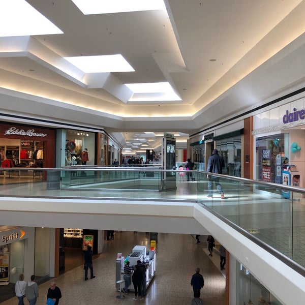 Photo taken at Fair Oaks Mall by Neal E. on 3/23/2019