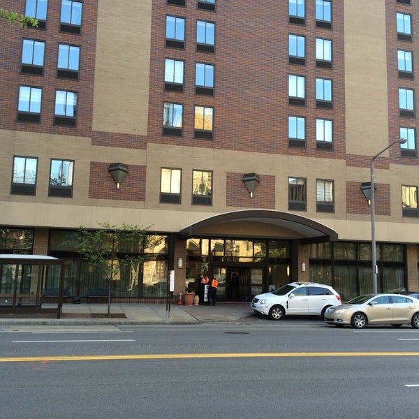 5/22/2014 tarihinde Neal E.ziyaretçi tarafından Hampton Inn by Hilton'de çekilen fotoğraf