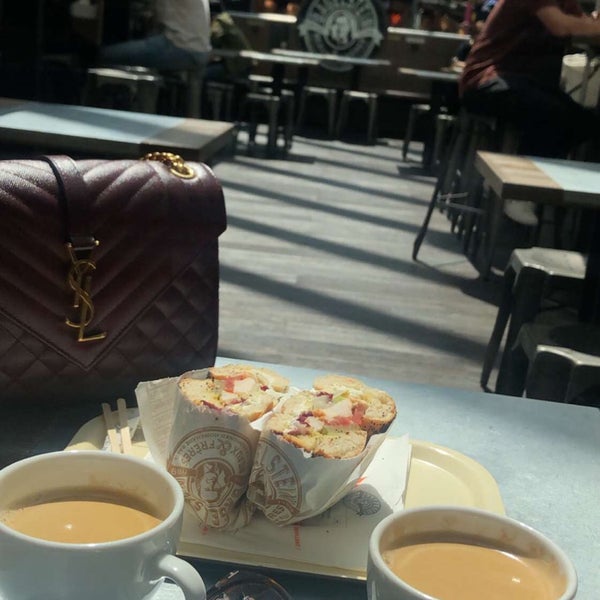 Photo taken at Bagelstein by A 🦋 on 6/7/2019