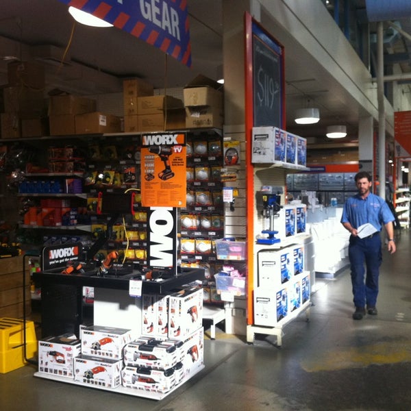 K & D Warehouse Mitre 10 (Now Closed) Hobart, TAS