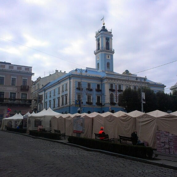 Снимок сделан в Чернівецька міська рада / Chernivtsi City Council пользователем Реналь М. 10/5/2013