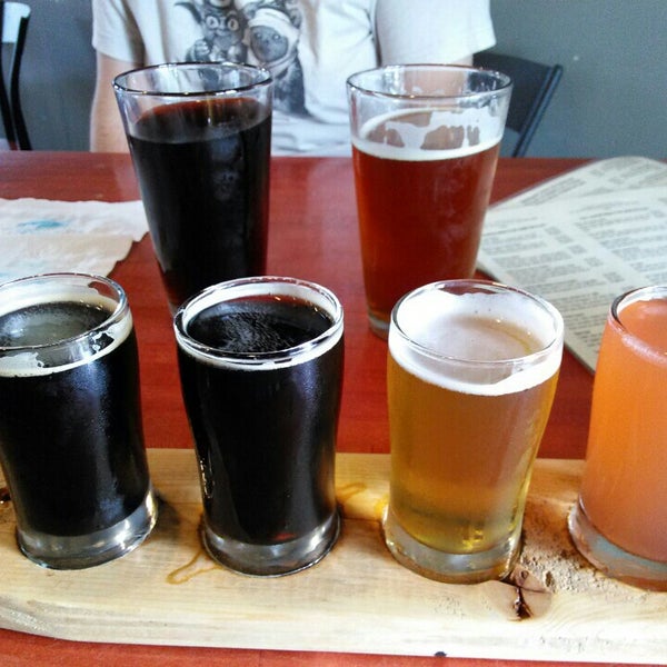 Photo prise au Paw Paw Brewing Company par erika le8/8/2015