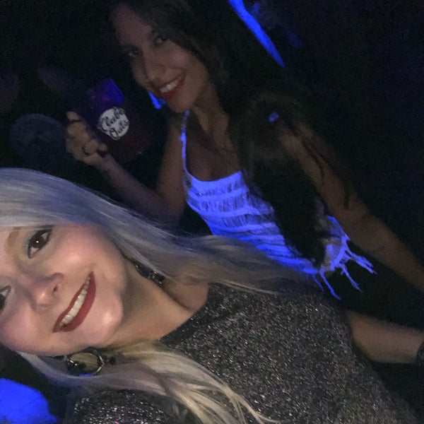 Foto scattata a Clube Outs da Alice L. il 12/14/2019