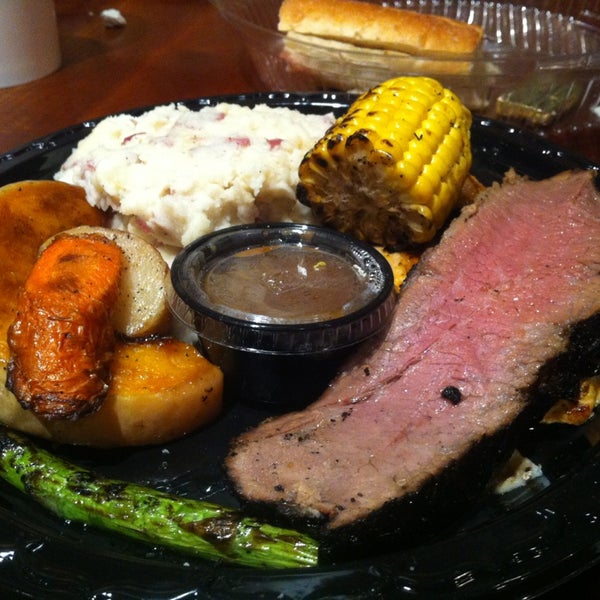 Photo taken at Tri Tip Grill by Maxwell L. on 2/21/2013