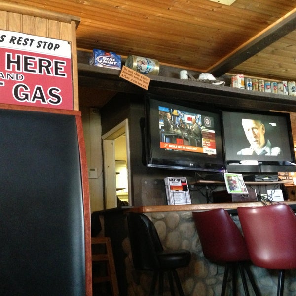 Ramo's Pizza Buster's BBQ 2435 S 48th St