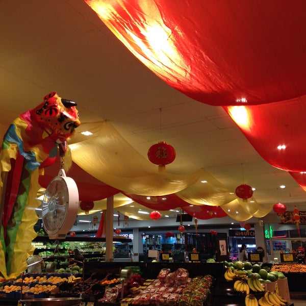 Woolworths Supermarket in Cabramatta