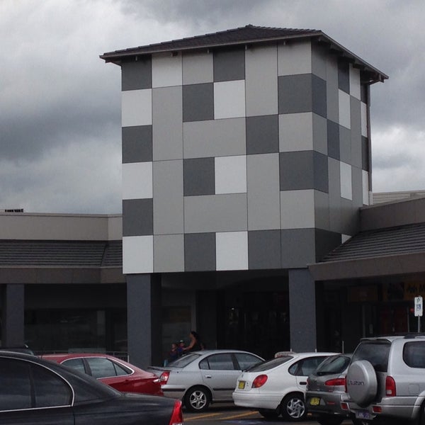 Edensor Park Plaza 72 visitors