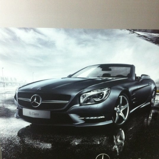 Mercedes Benz Showroom