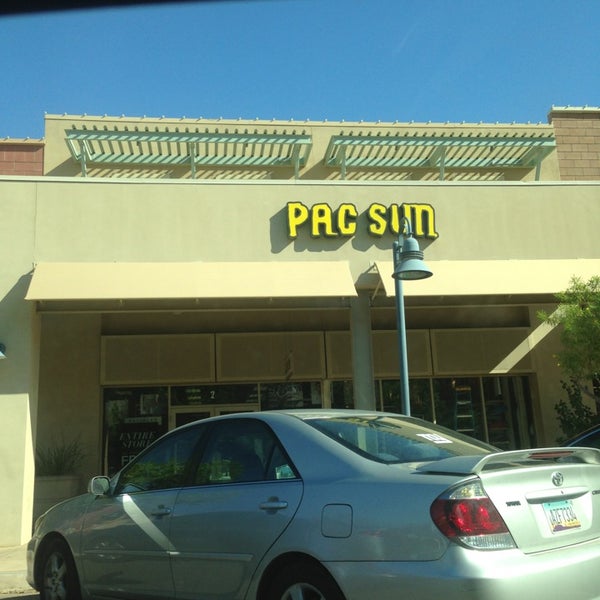 PacSun (Now Closed) Clothing Store in Yuma Palms Regional Center