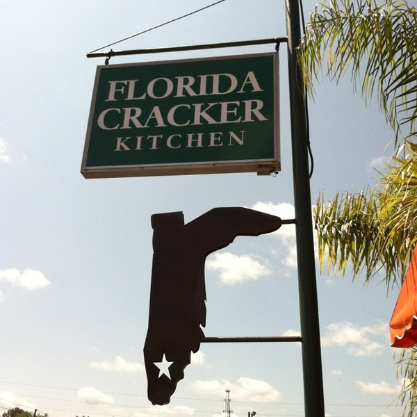 รูปภาพถ่ายที่ Florida Cracker Kitchen โดย Salon 427 เมื่อ 5/12/2013