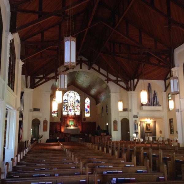 Foto diambil di St. Paul&#39;s Episcopal Church oleh Brooklyn L. pada 7/24/2014