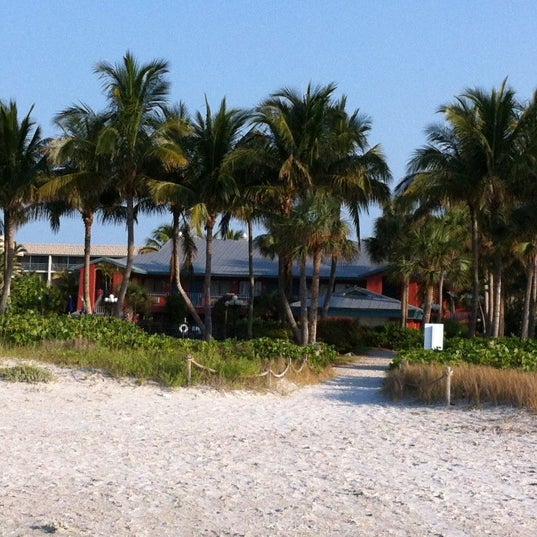 Das Foto wurde bei Sanibel Island Beach Resort von Michael M. am 5/27/2012 aufgenommen