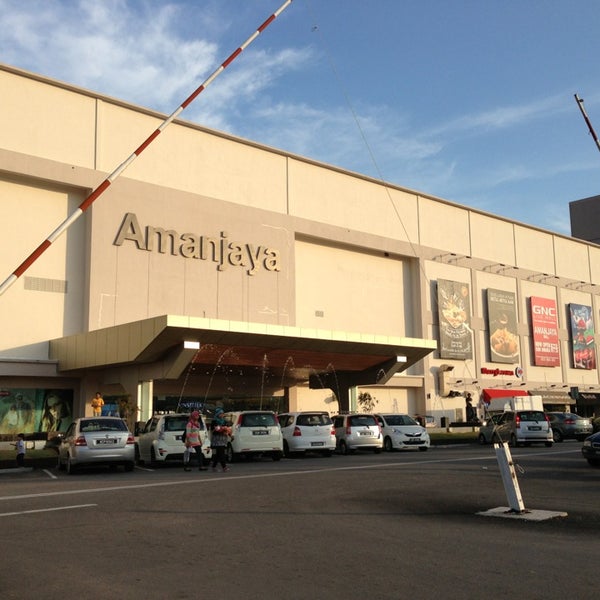 Mall amanjaya GSC Amanjaya