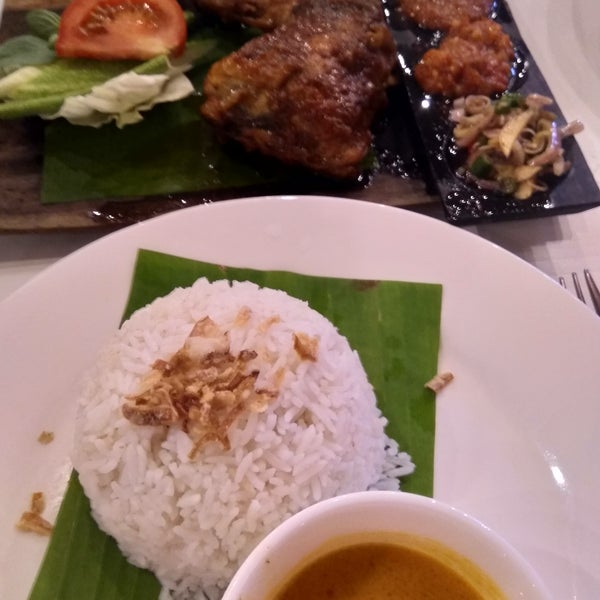 Photos At Indus Cafe Putrajaya 9 Tips From 388 Visitors