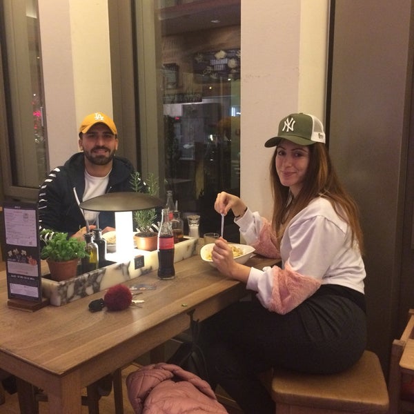 Foto tomada en Vapiano  por Alperen,Meltem U. el 12/9/2018