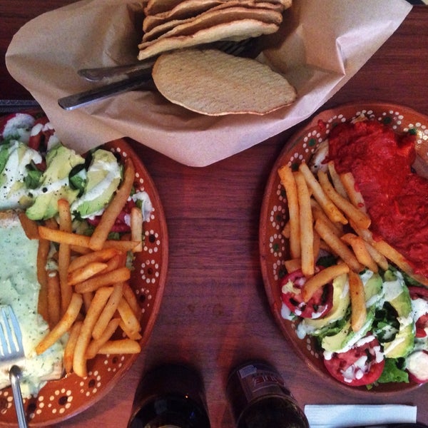 1/20/2015 tarihinde Gastrobitesziyaretçi tarafından Restaurante ChicoJulio Mx'de çekilen fotoğraf