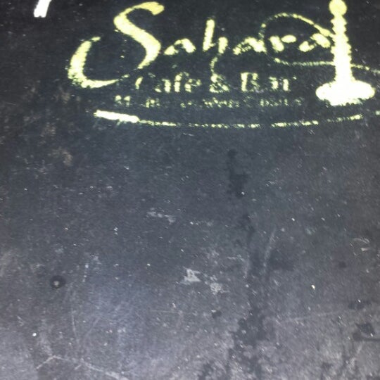 Снимок сделан в Sahara&#39;s Cafe &amp; Bar пользователем Jordan C. 7/17/2013