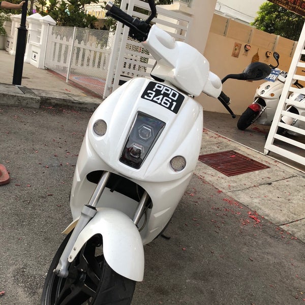 Photos at De Electric Scooter rental] - Rental in Georgetown