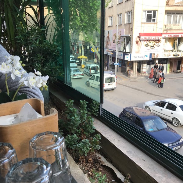 Foto diambil di Hanımeli Restaurant &amp; Cafe oleh Emre A. pada 4/27/2019